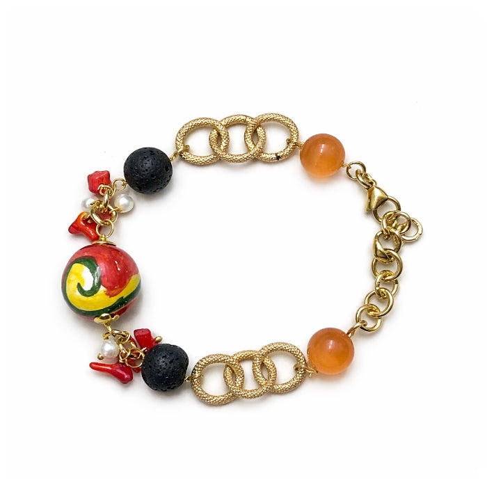 Cartoleria 4+1 - Bracciale Catena Dorata con Sfera Siciliana Decorata e Corallo | Gioiello Donna Elegante